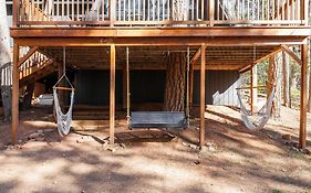 Charming Cabin In Pine With Fire Pit And Hot Tub!